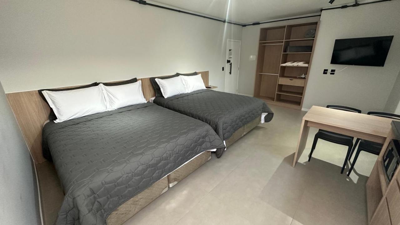 Studios 422 Помероді Екстер'єр фото